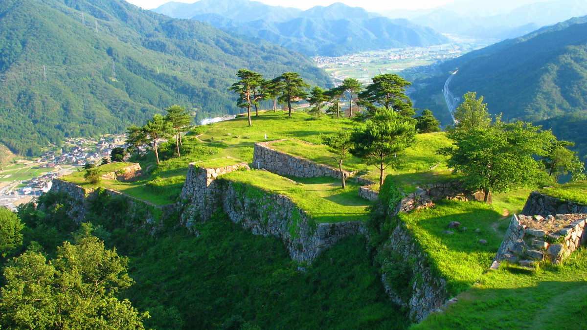 日本9月淡季旅遊｜11大初秋好去處北海道/東京/關西景點 富士山秋櫻＋竹田城雲海＋葡萄放題