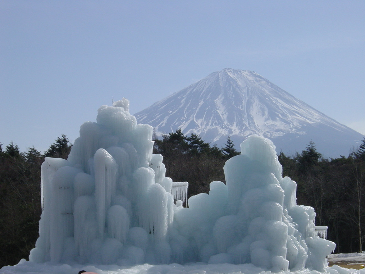 2025日本雪祭｜全國11個一生人必看的冬季絕景！藏王樹冰／小樽雪燈之路／雪旅籠燈祭